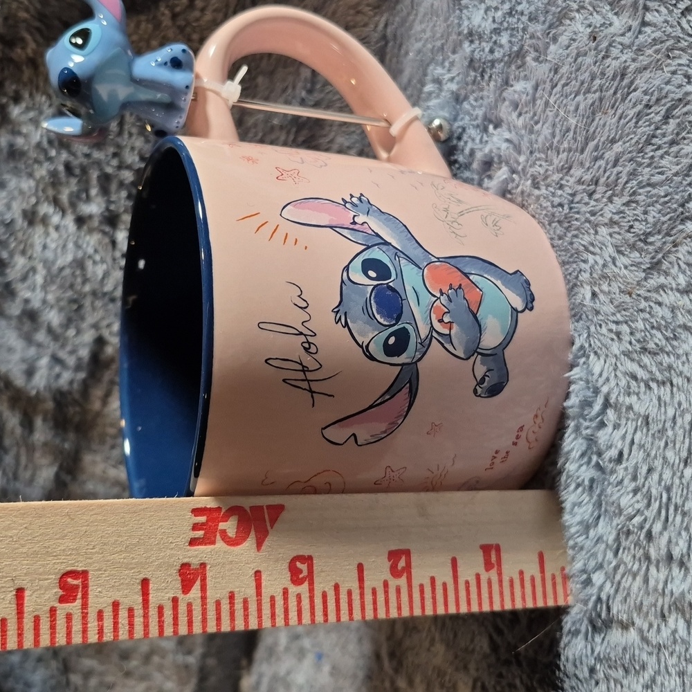 NWT Pink and Blue Stitch Mug with Figurine Stirrer - Picture 10 of 12
